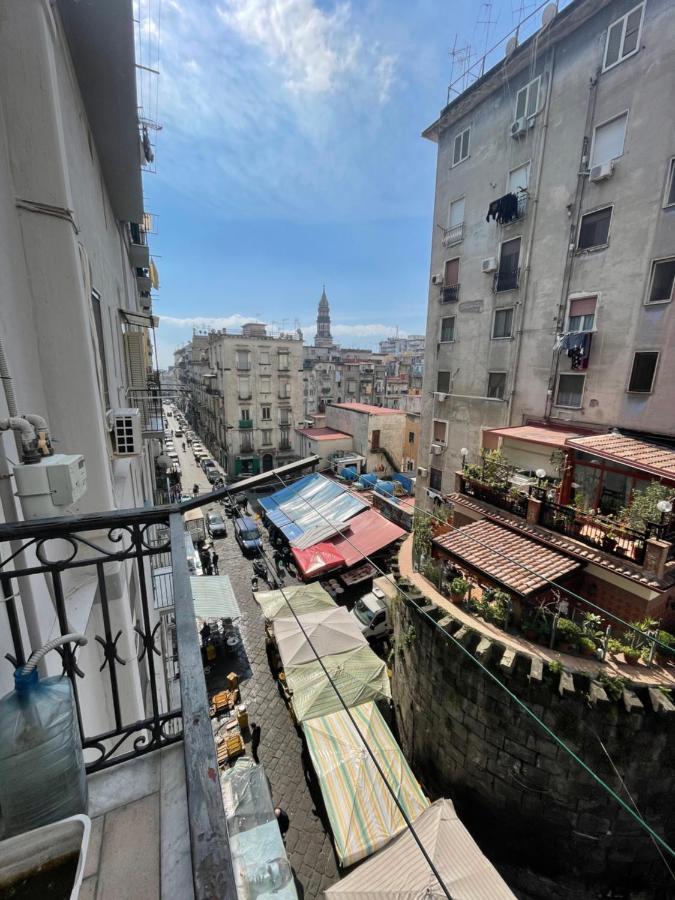 Napoli Central Gate Екстериор снимка